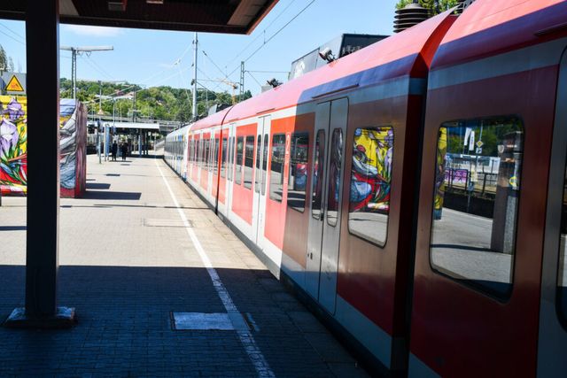 Bahn-Pläne kommen ins Rollen Baubeginn für S-Bahn nach Neuhausen – Untersuchung für Weilheim