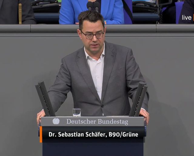 Intensive Tage im Plenum des Bundestags