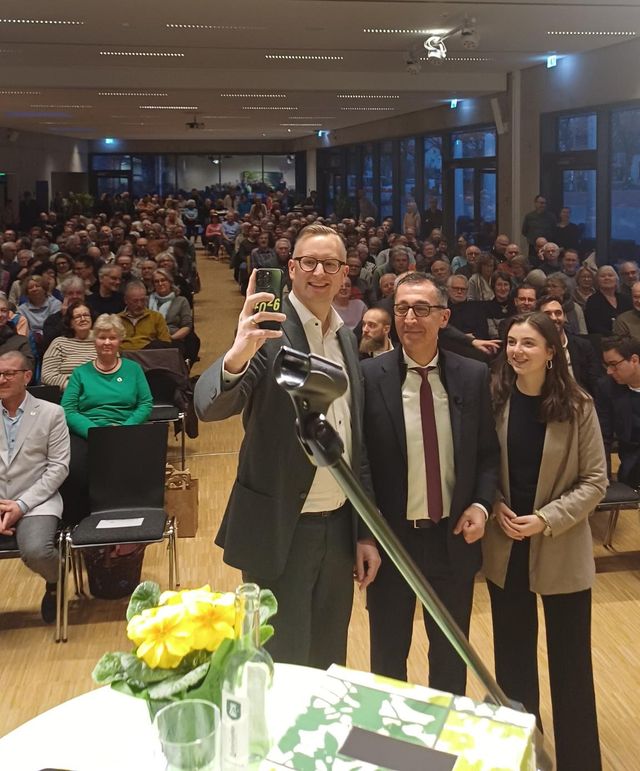 Cem Özdemir -Tour in Köngen